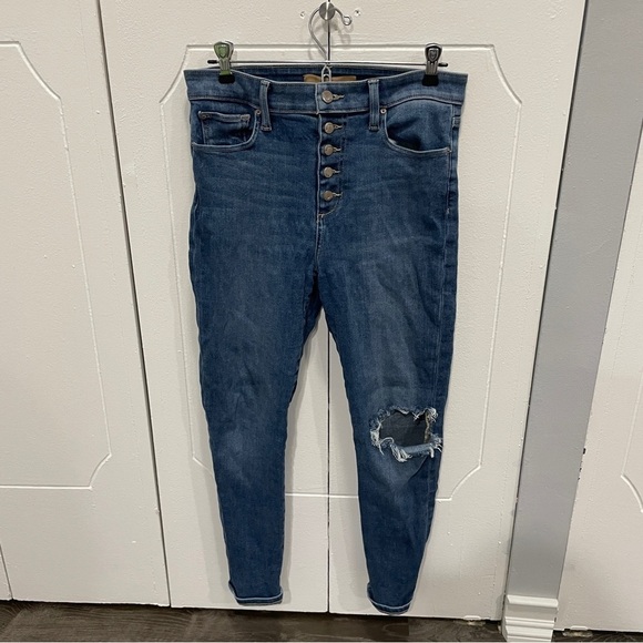 Joe's Jeans Flawless The Charlie High Rise Skinny Crop Jeans - Picture 1 of 13